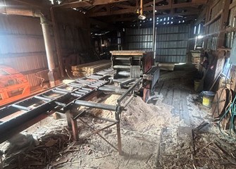 Unknown Portable Sawmill